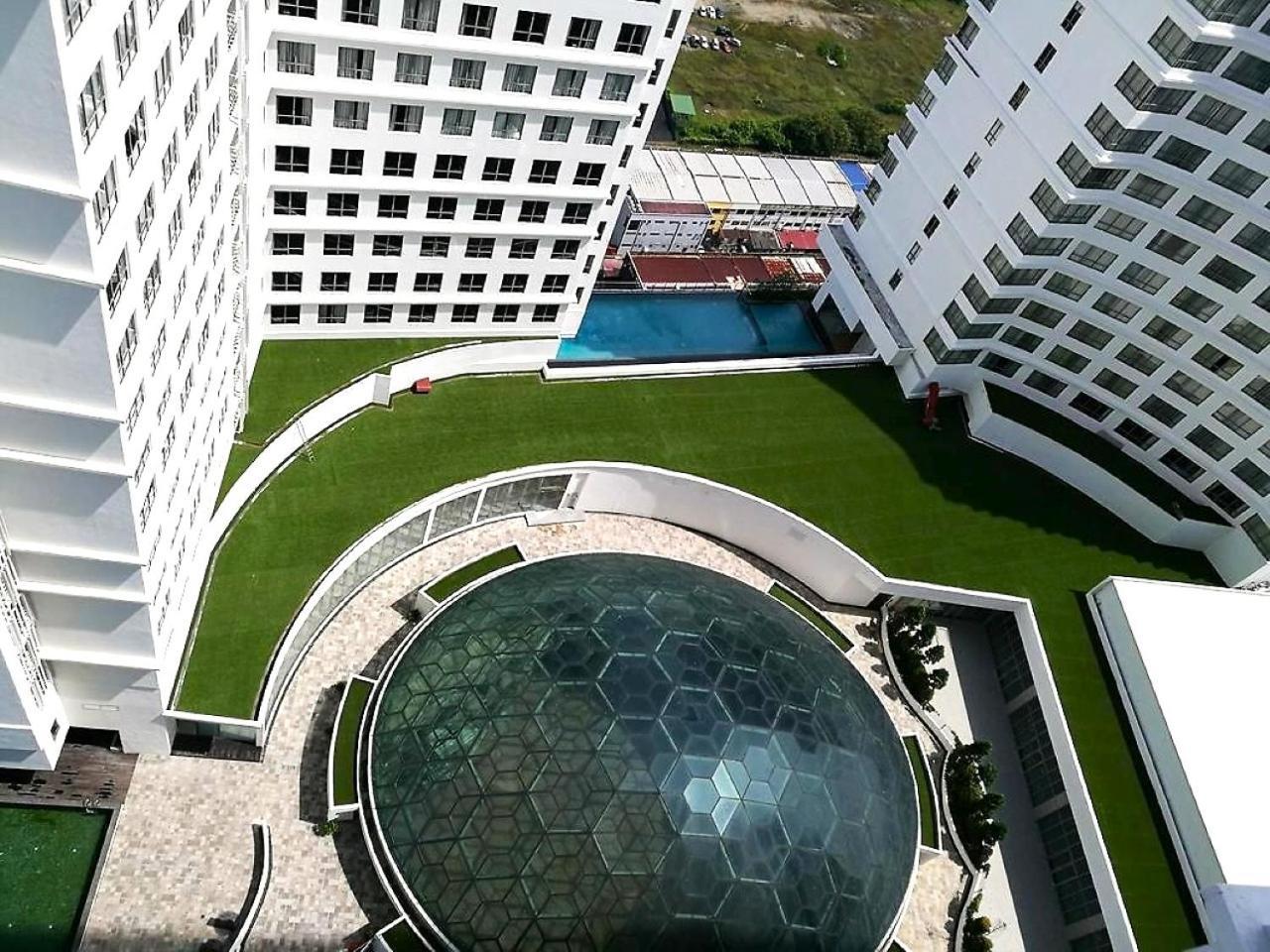 Silverscape Seaview Residence Melaka Malacca Exterior foto