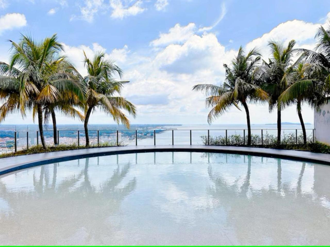 Silverscape Seaview Residence Melaka Malacca Exterior foto